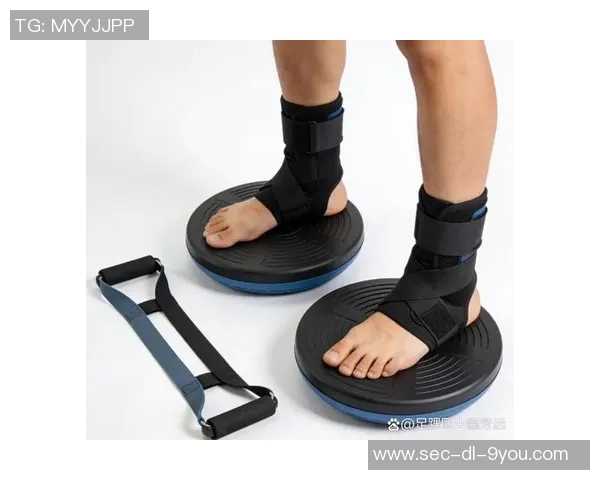 踢足球时脚踝扭伤的预防与恢复方法详解